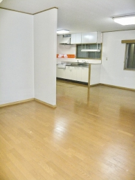 ���r���O�@���r���O�F�󎺎�